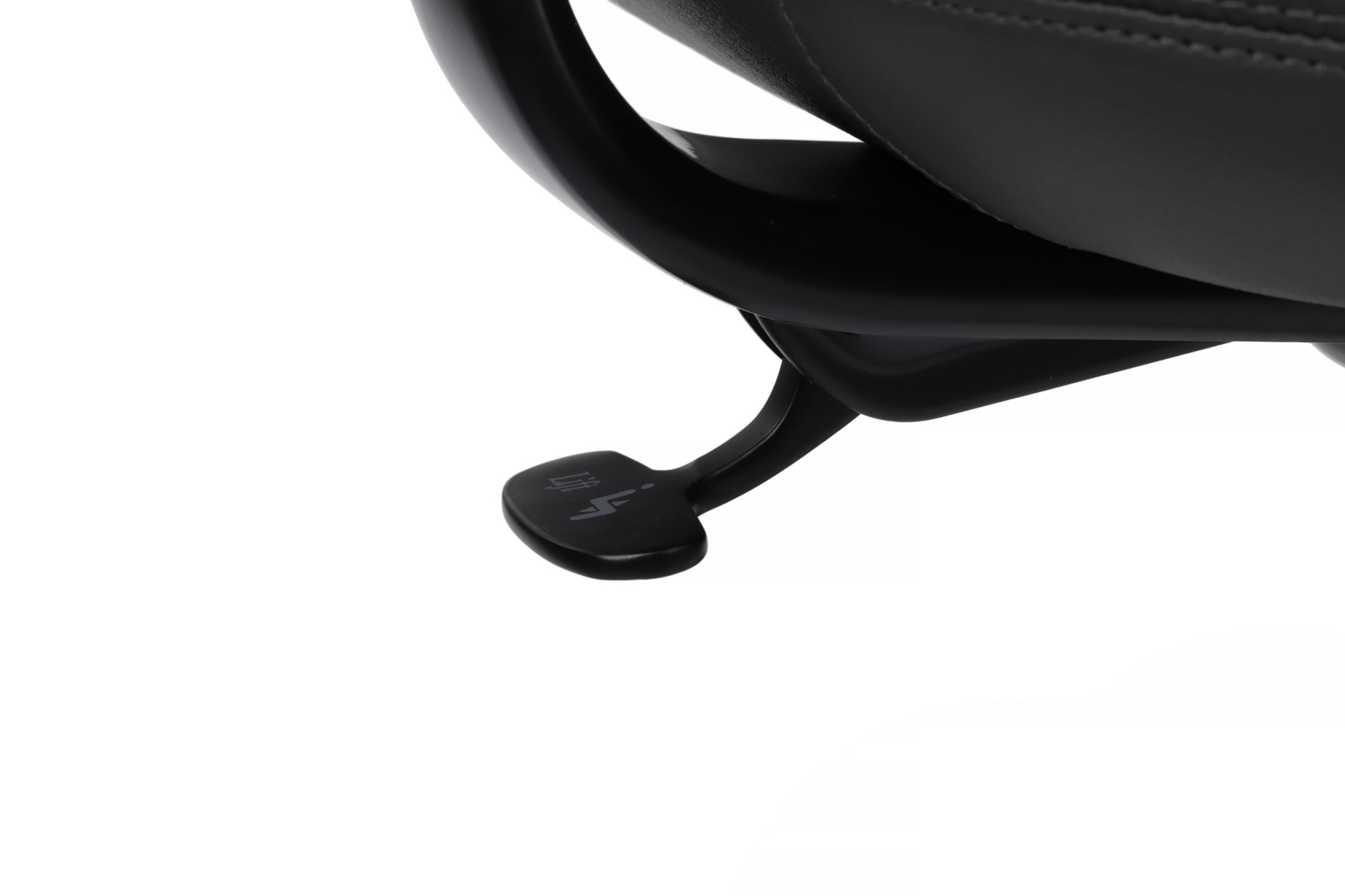 Изображение кресло rv design avorio fk014-a12 экокожа черная